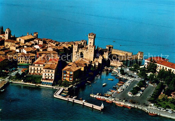 73653819 Sirmione Lago di Garda Hafen Gardasee Fliegeraufnahme