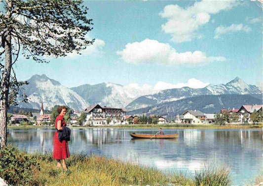 73978454 Seefeld Tirol Uferpartie am See Blick gegen Wettersteingebirge