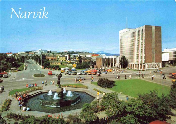 73978523 Narvik Norvège Le Mémorial de la Liberté et l'Hôtel de Ville