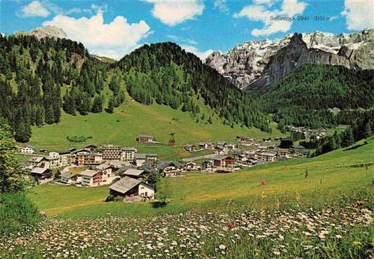 73978883 Wolkenstein Groeden Selva Val Gardena Tyrol du Sud IT Panorama des prairies de montagne