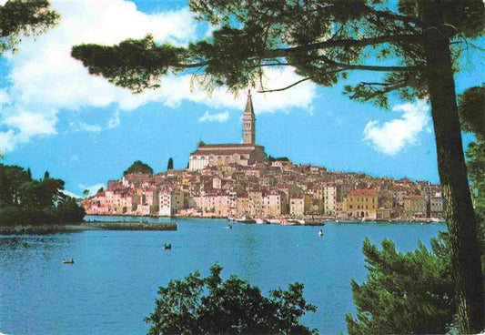 73980941 Rovinj Rovigno Istria Croatia View of the old town