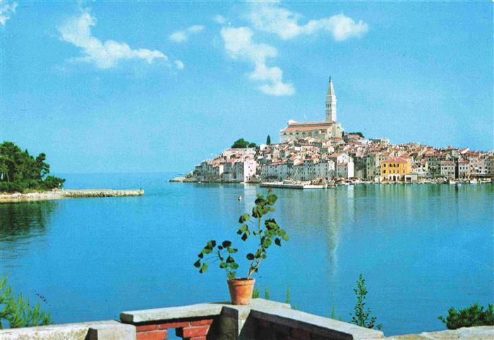 73980942 Rovinj Rovigno Istria Croatia View over the bay