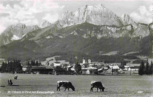 73981323 St Johann Tirol AT Panorama mit Kaisergebirge