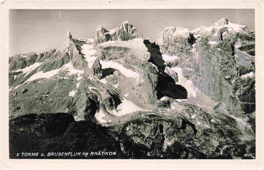 73981327 Rhaetikon Region Vorarlberg AT 3 Tuerme und Drusenfluh Bergwelt Alpen