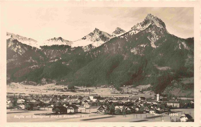 73981627 Reutte Tirol AT Panorama Blick gegen Gernspitze