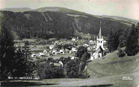 73982202 Bad St Leonhard Lavanttal Kaernten AT Panorama mit Kirche