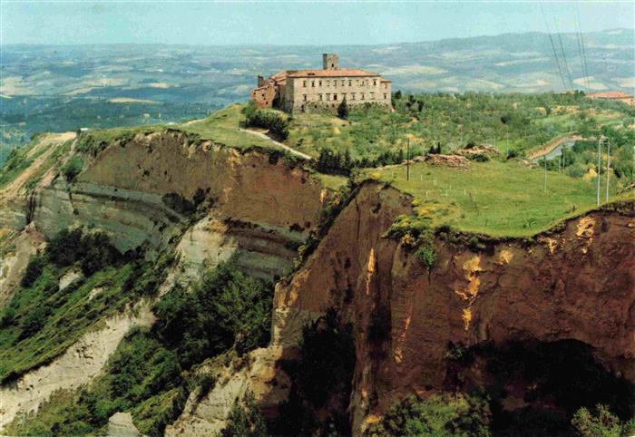 73984962 Volterra Toscana IT La Balze sullo sfondo la Badia