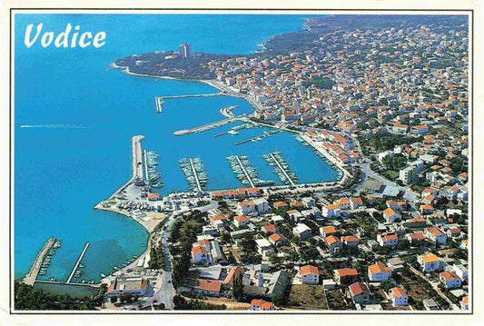 73986199 Vodice Croatie Panorama port de la ville côtière