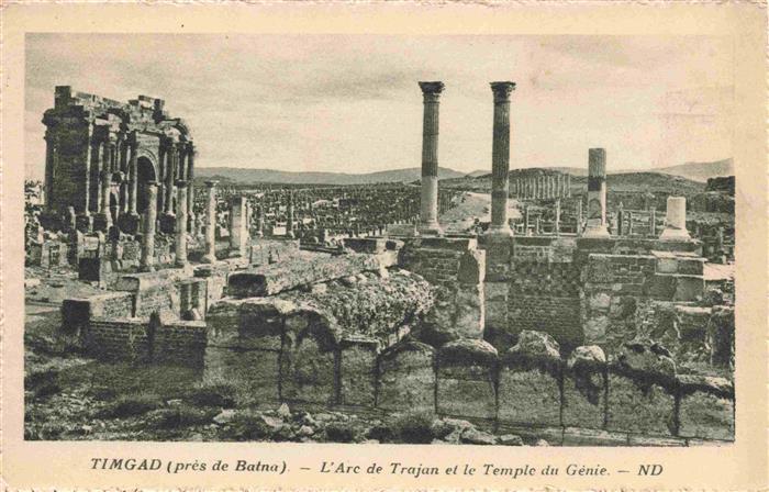 73991368 Timgad Algérie Arc de Trajan et le Temple du Génie