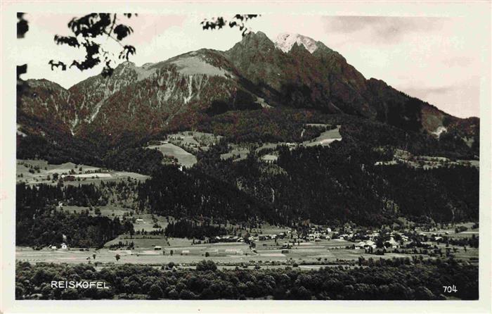 73965654 Reiskofel Reisskofel 2371m Gailtal Villach Kaernten AT Panorama