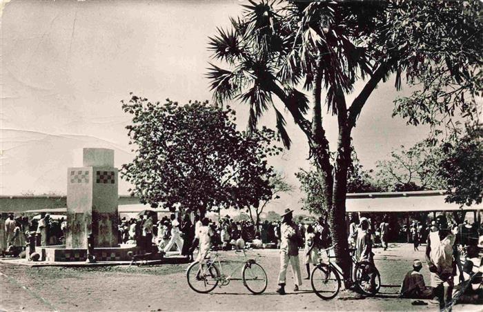 73966338 Niamey Niger Les abords du marché