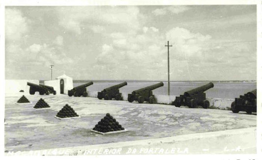 73966347 San Sebastiao Mozambique Mocambique Interior da Fortaleza fortress cannons