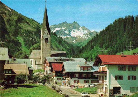 73969514 Mittelberg Kleinwalsertal AT Ortsansicht mit Kirche