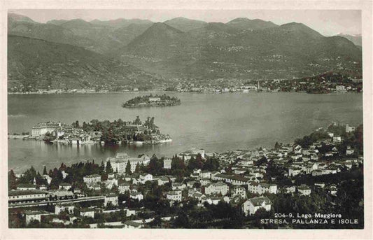 73969674 Stresa Borromeo Lago Maggiore IT Panorama Pallanza e Isole