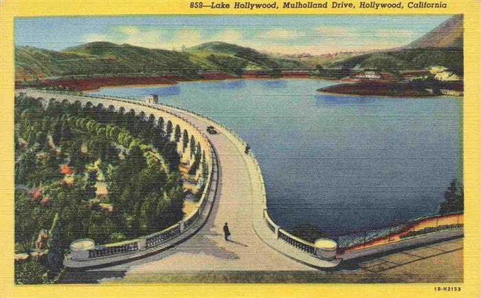 73969957 HOLLYWOOD  Los Angeles California USA Lake Hollywood Mulholland Drive