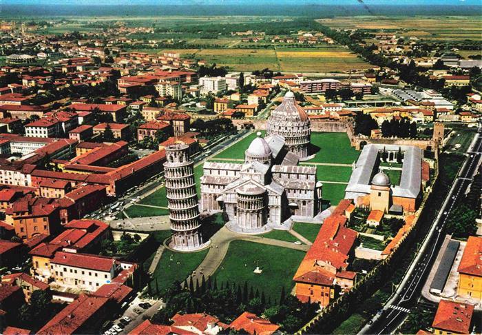 73994498 Photo aérienne de la cathédrale informatique de PISA Toscana et de la tour d'ardoise