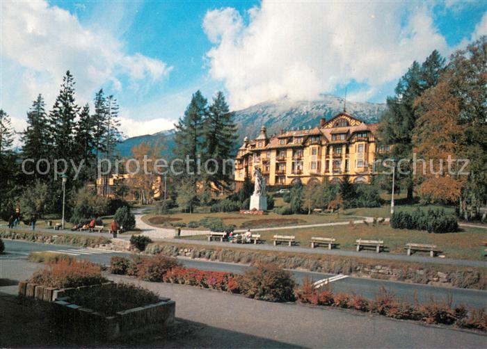 73743022 Vysoke Tatry Hotel Grand v Starom Smokovci v pozadi svah Slavkovskeho s