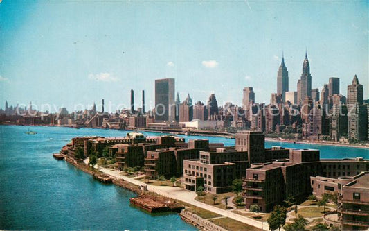 73744844 New York City Midtown Manhattan Skyline and East River