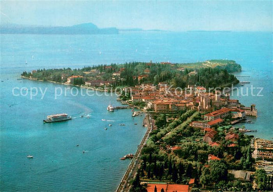 73744407 Sirmione Lago di Garda Fliegeraufnahme Lago di Garda