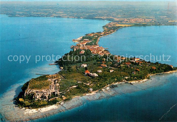 73753224 Sirmione Lago di Garda Fliegeraufnahme