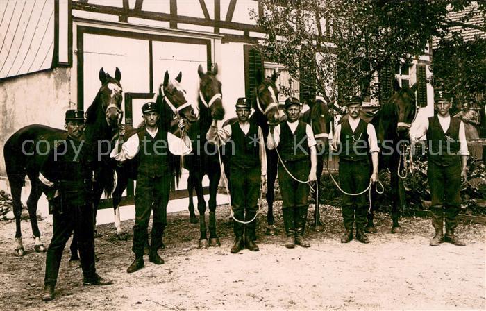 73814854 Militaria Schweiz Soldaten mit Pferden