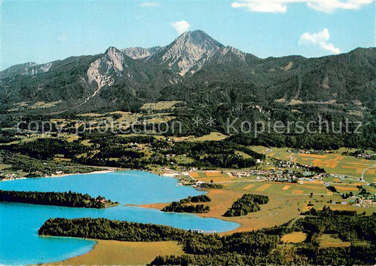 73761064 Faakersee Kaernten AT Fliegeraufnahme mit Mittagskogel