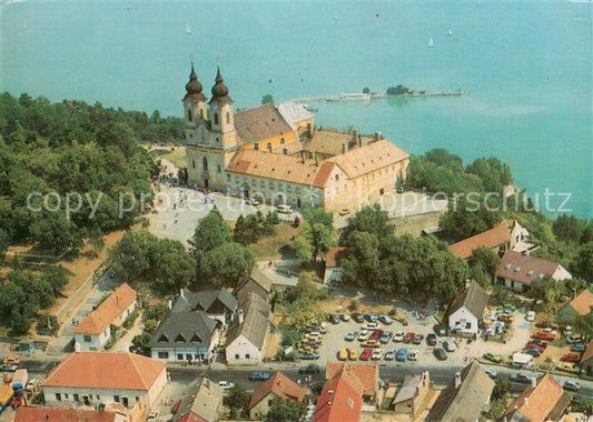 73766945 Tihany HU Fliegeraufnahme mit Kloster Kirche