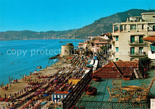 73773202 Alassio Liguria IT Promenade am Meer m. Strand