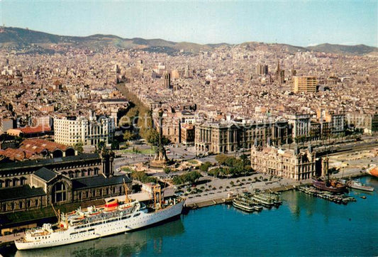 73779368 Barcelona Cataluna Vista aerea de la ciudad desde el mar