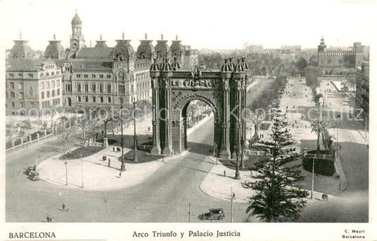 73785797 Barcelona Cataluna Arco Triunfo y Palacio Justicia