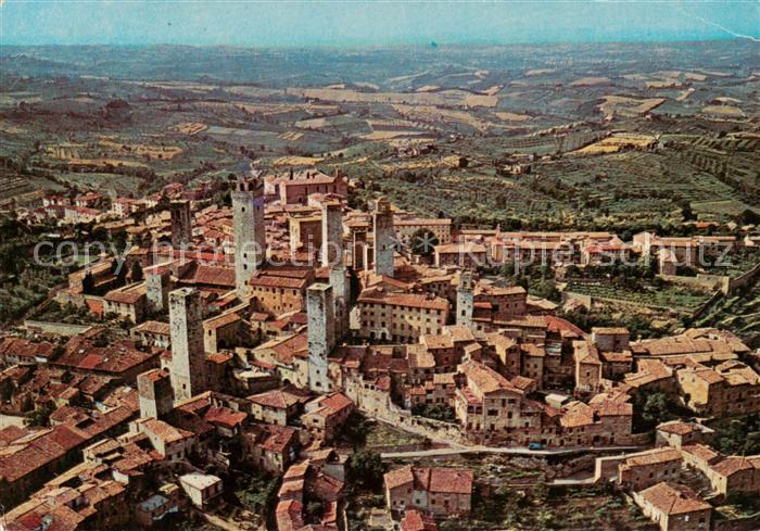 73787975 San Gimignano Toscana IT Panorama cittá veduta aerea