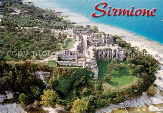 73788027 Sirmione Lago di Garda Grotte di Catullo Ruinen Strand