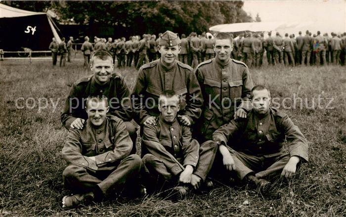 73837969 Militaria Schweiz Soldaten Foto