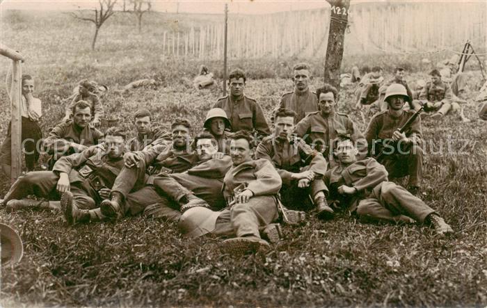 73921529 Militaria Suisse Photo de groupe de soldats