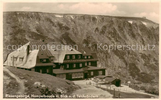 73807758 Riesengebirge Krkonose Karkonosze Hampelbaude mit Blick zu den Teichrae