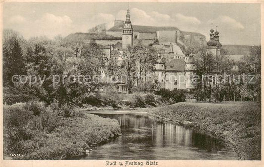 73808973 Glatz Klodzko Niederschlesien Stadtbild mit Festung