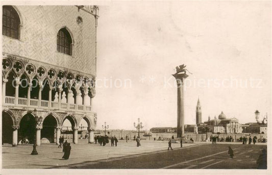 73811288 Venedig Venezia Piazzetta conla colonna di San Marco e l’isola di San G