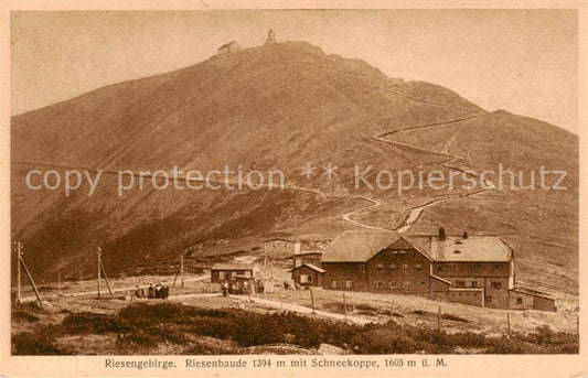 73818334 Riesengebirge Krkonose Karkonosze Riesenbaude mit Schneekoppe