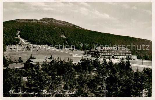 73818359 Riesengebirge Krkonose Karkonosze Spindlerbaude und Kleine Sturmhaube