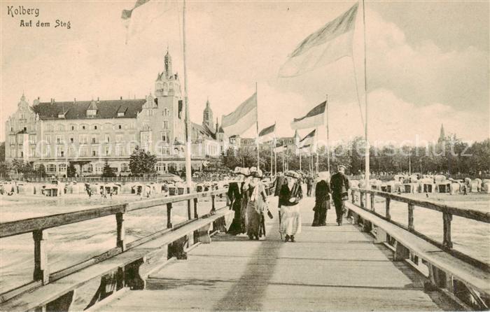 73818415 Kolberg  Ostseebad Kolobrzeg PL Auf dem Steg