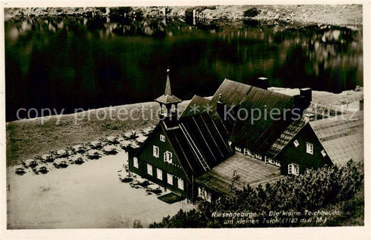 73818460 Riesengebirge Krkonose Karkonosze Die Kleine Teichbaude mit dem Kleinen