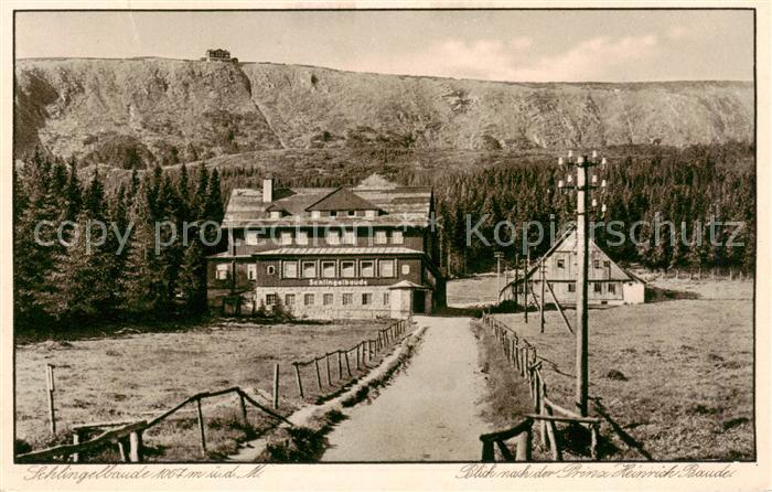 73823472 Riesengebirge Krkonose Karkonosze Schlingelbaude mit Blick zur Prinz He