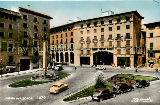 73827714 Palma de Mallorca ES Strassenpartie Brunnen