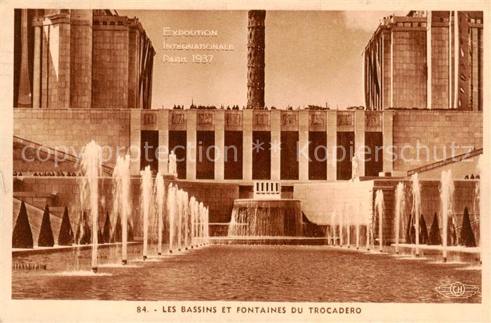 73889805 Exposition Internationale Paris 1937 Les bassins et fontaines du trocad