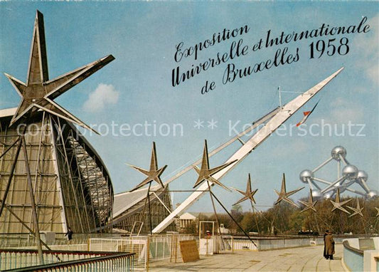 73891198 Exposition Universelle Bruxelles 1958 La passerelle avec le pavillon de