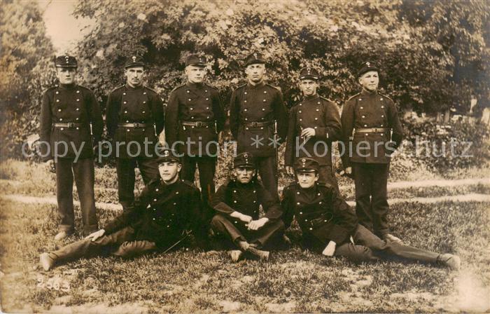 73897947 Militaria Schweiz Soldaten Gruppen Foto