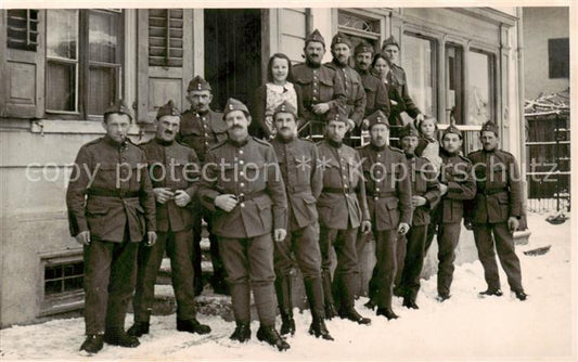 73897954 Militaria Schweiz Soldaten Gruppen Foto