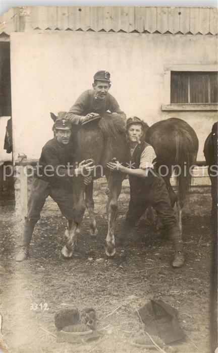 73897955 Militaria Schweiz Soldaten Pferd Pfeife