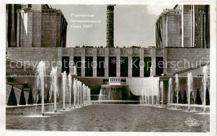 73898566 Exposition Internationale Paris 1937 Les Bassins et Fontanes Du Trocade