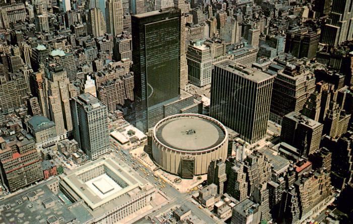 73880358 New York City Madison Square Garden Fliegeraufnahme